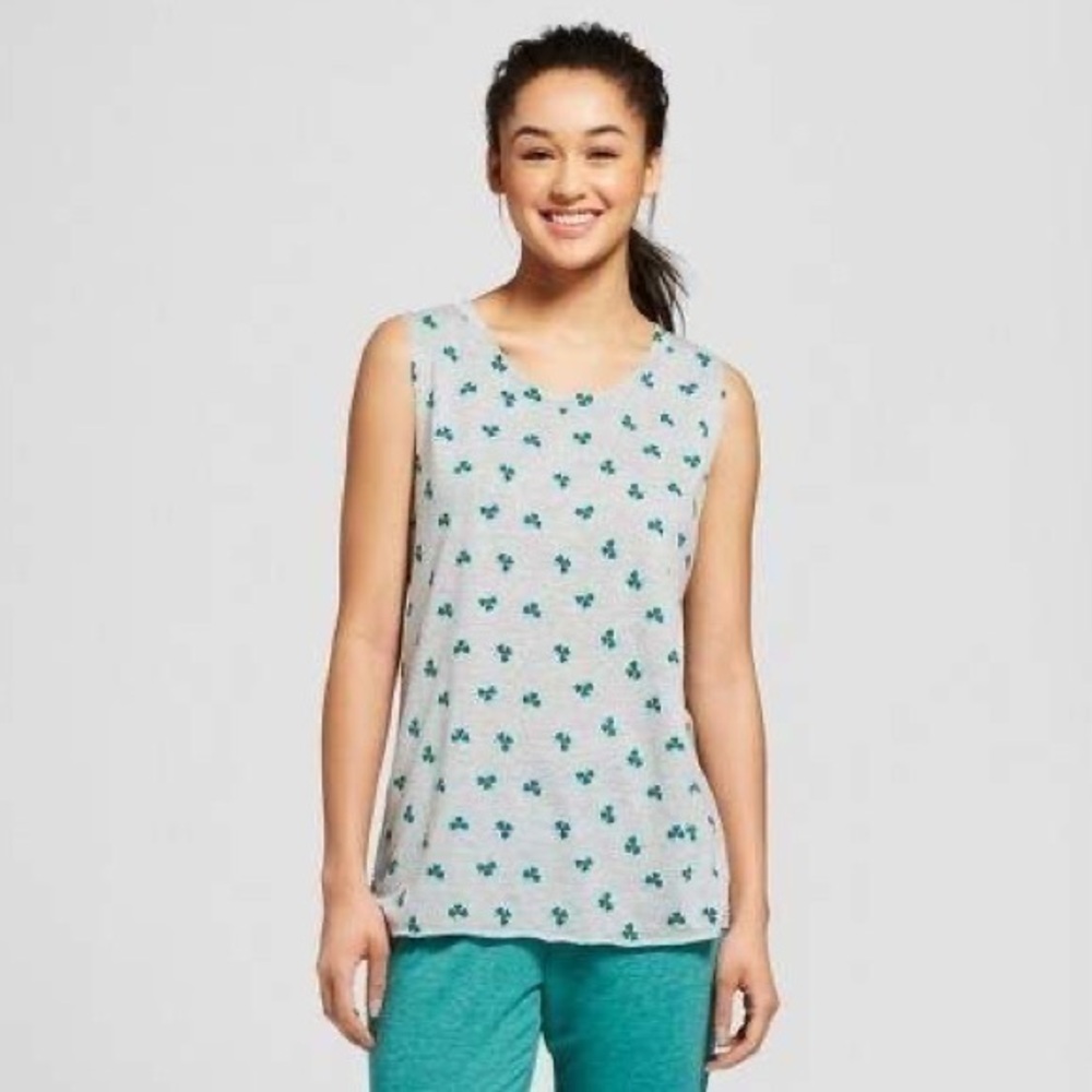 NWOT Gray Green Shamrock Clover Tank Top Tee New